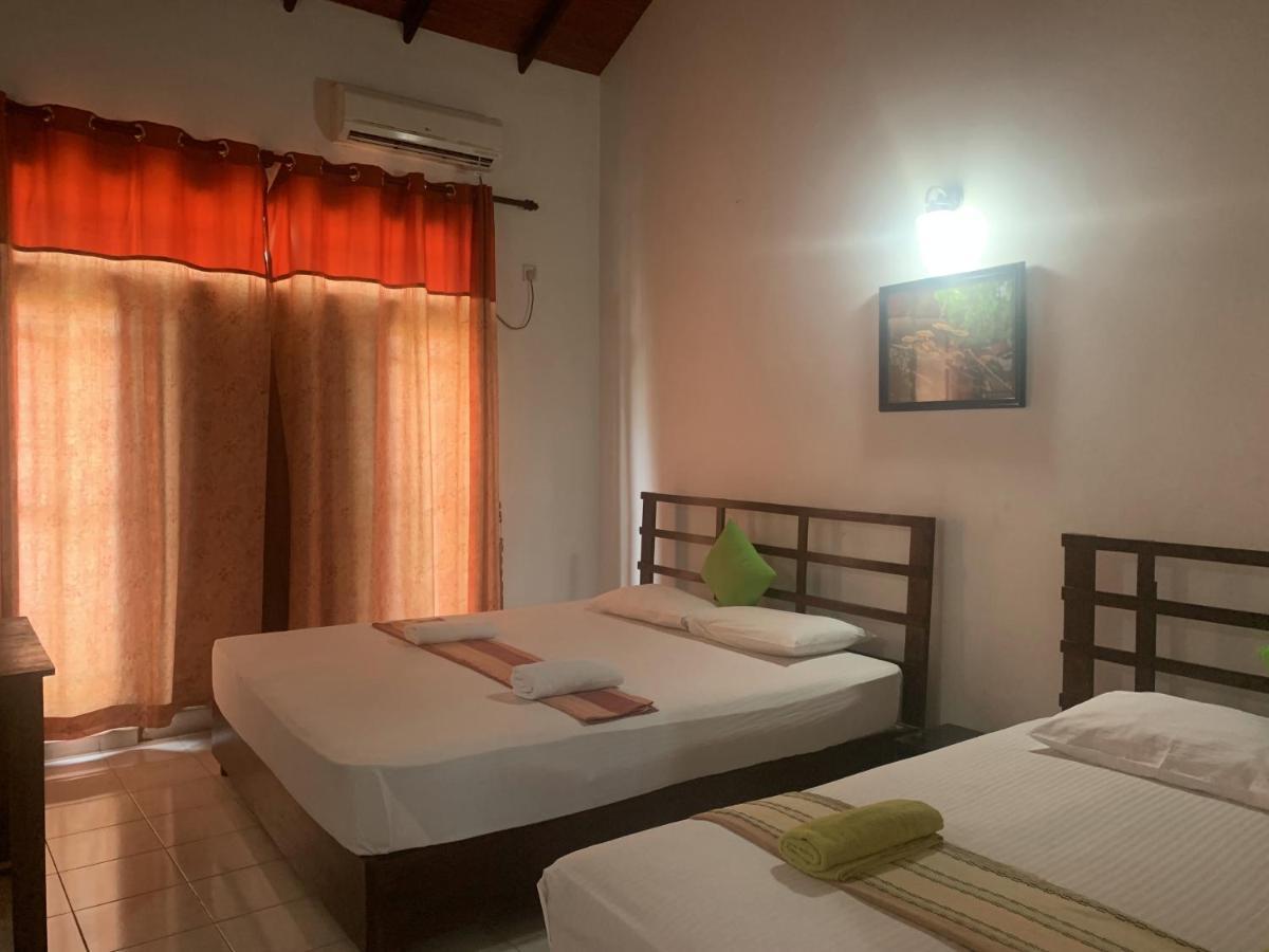 360 Beach Residence Negombo Eksteriør billede